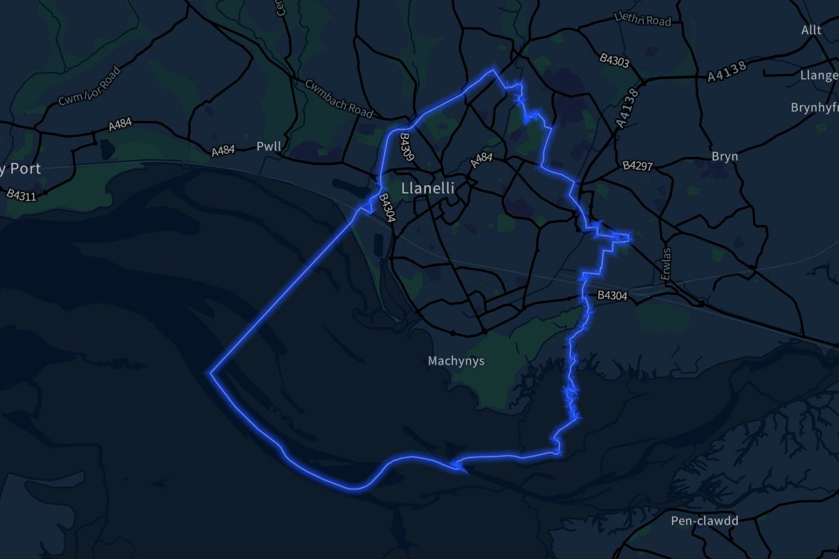 Llanelli geographic boundaries dark outline