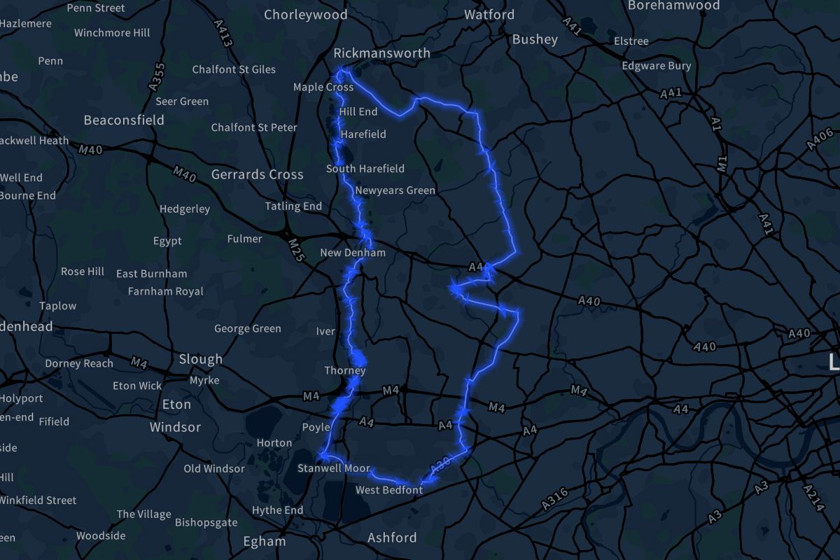 Hillingdon geographic boundaries dark outline