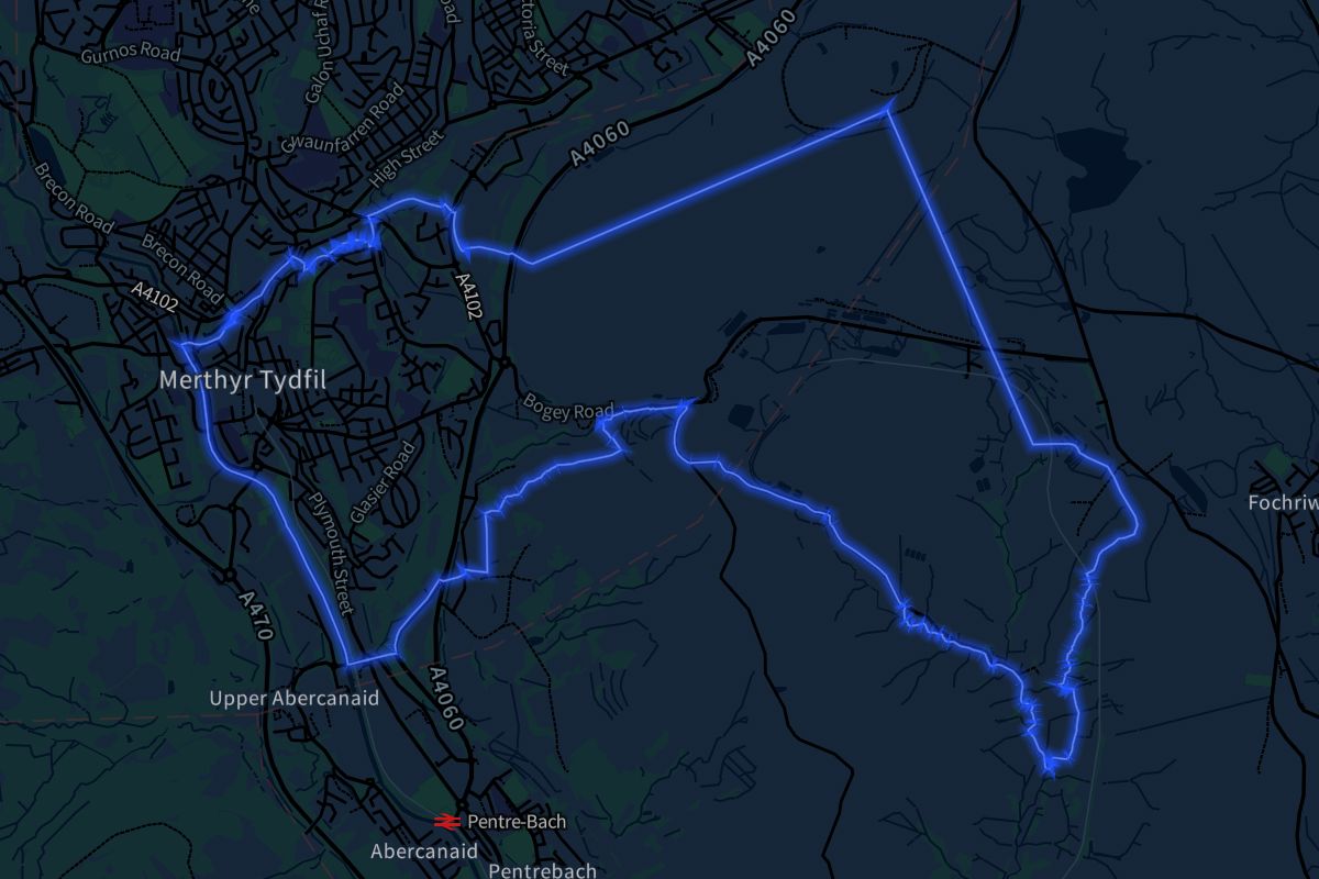 Town geographic boundaries dark outline