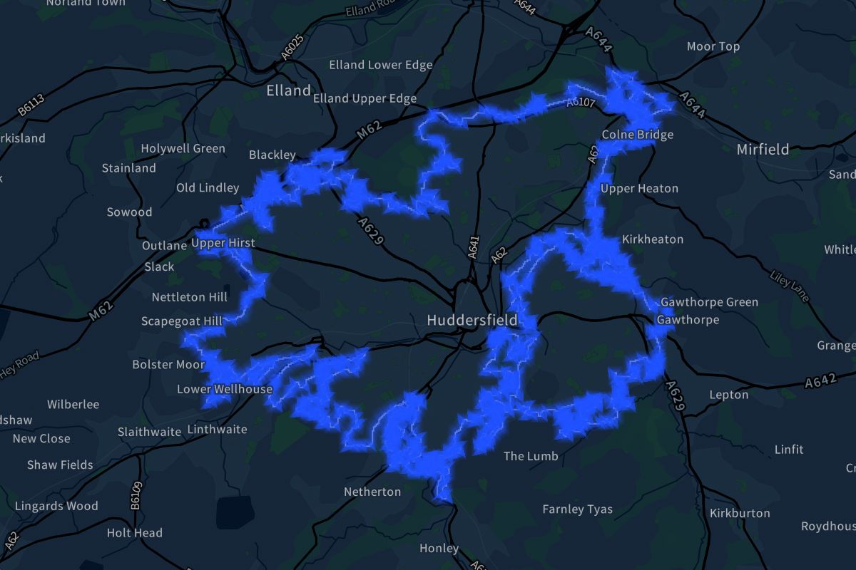 Huddersfield geographic boundaries dark outline